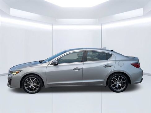 Used 2021 Acura ILX w/ Premium Package FWD image 2