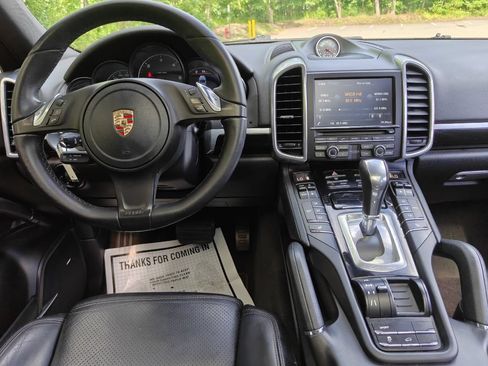 Used 2013 Porsche Cayenne Diesel AWD/4WD image 34
