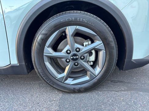 Used 2025 Kia K4 FWD image 29