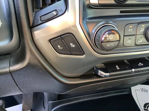Used 2018 Chevrolet Silverado 1500 LT w/ All Star Edition AWD/4WD image 37