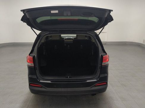 Used 2018 Kia Sorento FWD image 29