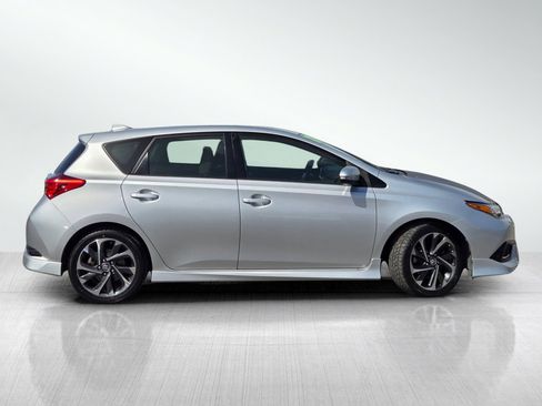 Used 2017 Toyota Corolla iM w/ All-Weather Mat Package FWD image 3
