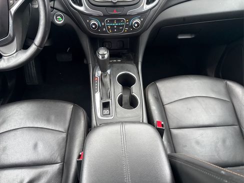 Used 2018 Chevrolet Equinox Premier image 19
