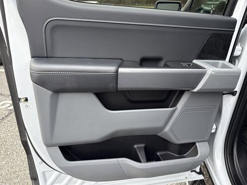 Used 2022 Ford F150 XLT w/ Equipment Group 302A High image 22