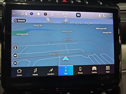 Used 2023 Jeep Grand Cherokee Limited image 22