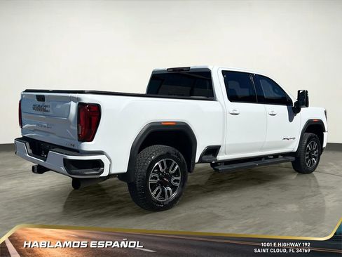 Certified 2022 GMC Sierra 2500 AT4 w/ Gooseneck/5TH Wheel Package image 6