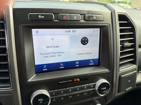 Used 2021 Ford Expedition Max XLT image 10