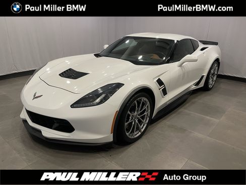 Used 2018 Chevrolet Corvette Grand Sport image 1