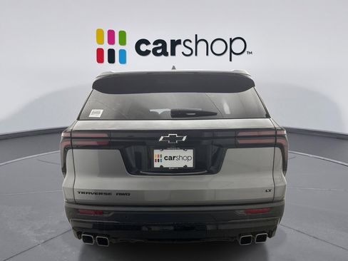 Used 2024 Chevrolet Traverse LT w/ Midnight/Sport Edition image 4