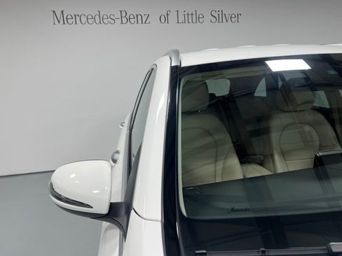 Certified 2022 Mercedes-Benz GLC 300 4MATIC image 12