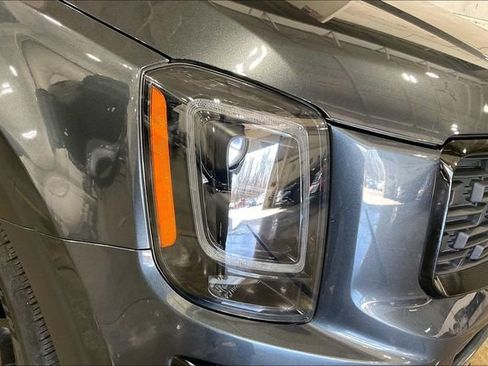 Used 2021 Kia Telluride SX w/ SX Prestige Package image 29