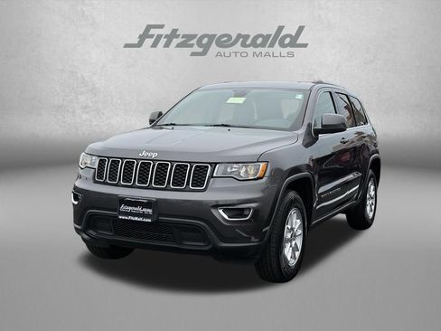 Used 2020 Jeep Grand Cherokee Laredo AWD/4WD image 3