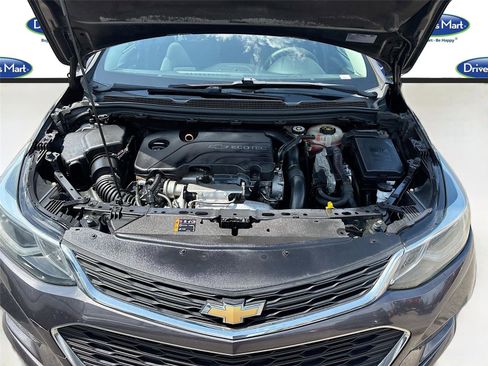 Used 2017 Chevrolet Cruze LT w/ Convenience Package FWD image 28