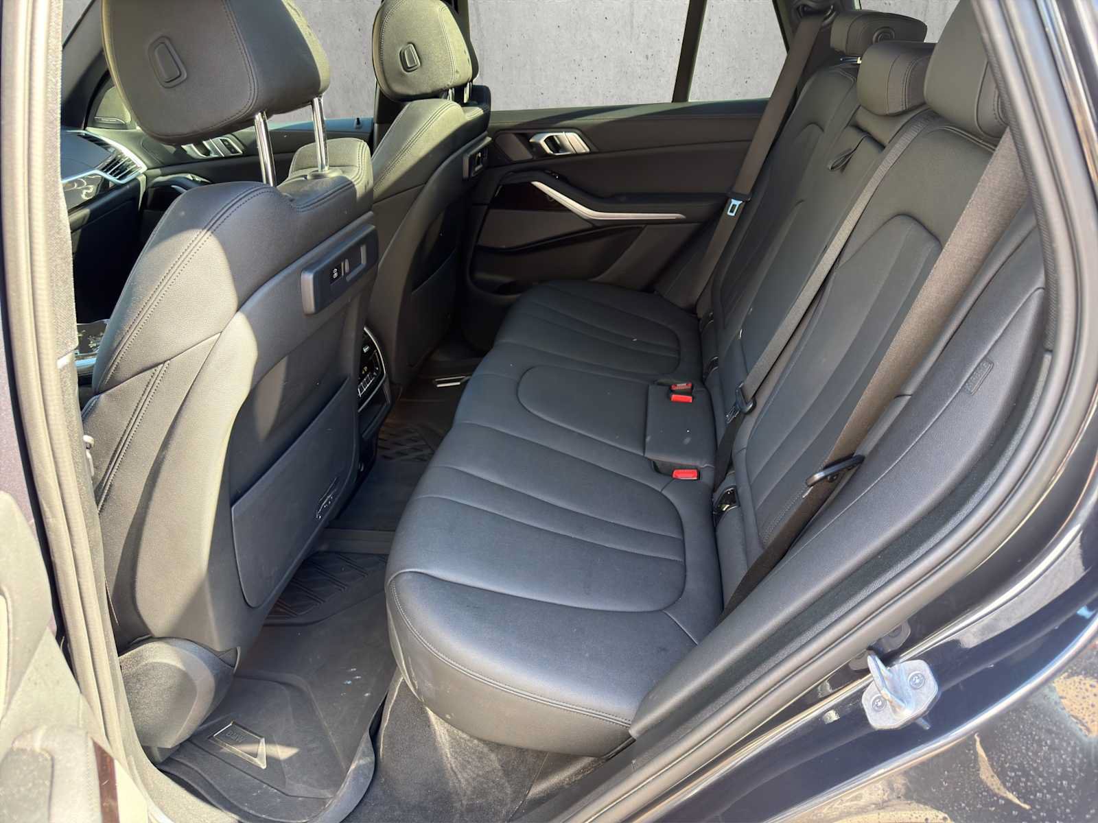 Used 2021 BMW X5 xDrive40i w/ Premium Package AWD/4WD image 21