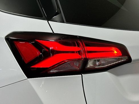 Used 2022 Chevrolet Equinox RS FWD image 25