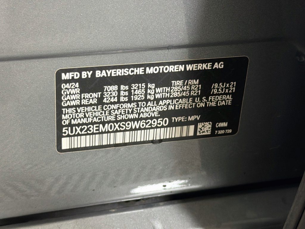 Used 2025 BMW X7 xDrive40i AWD/4WD image 38
