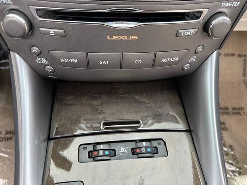 Used 2010 Lexus IS 250C RWD image 38