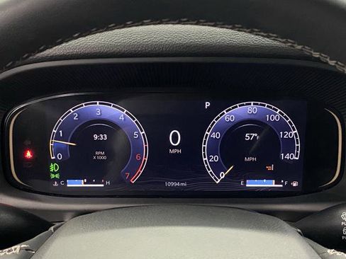 Used 2023 Jeep Wagoneer L Series III w/ Preferred Equipment Group image 18