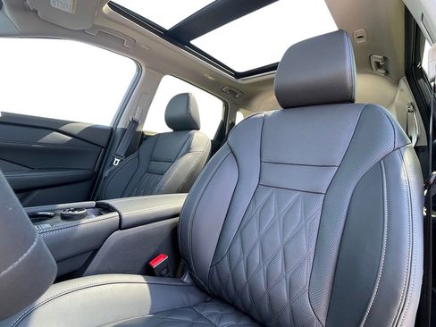 New 2026 Nissan Rogue Platinum AWD/4WD image 22