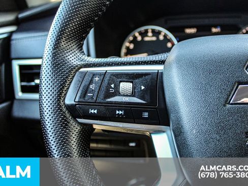 Used 2024 Mitsubishi Outlander SE image 29