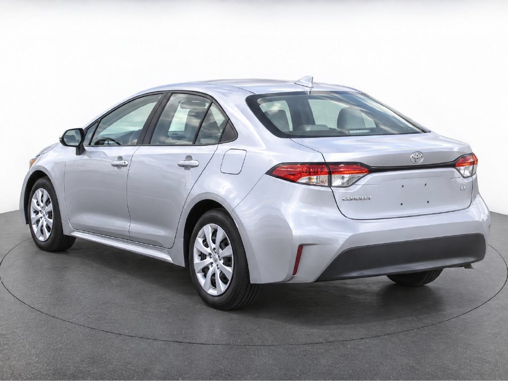 Used 2023 Toyota Corolla LE FWD image 3
