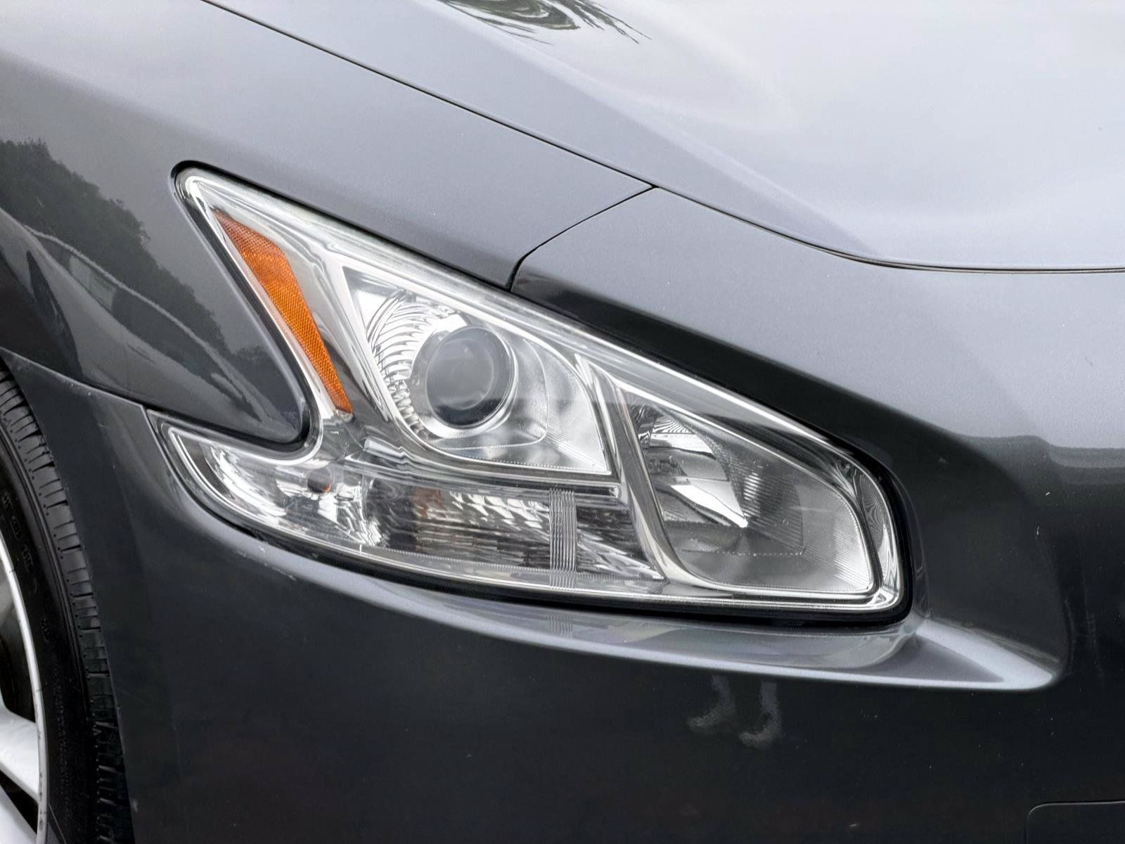 Used 2010 Nissan Maxima 3.5 SV w/ Premium Pkg FWD image 8