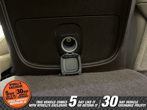 Certified 2017 Buick LaCrosse Essence w/ Sights and Sounds Package FWD image 19