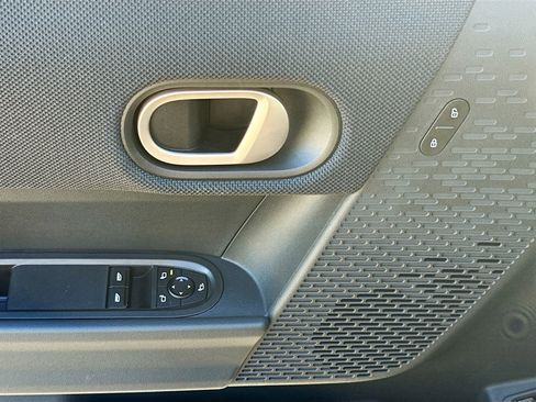 New 2025 MINI Cooper 2-Door Hardtop image 18