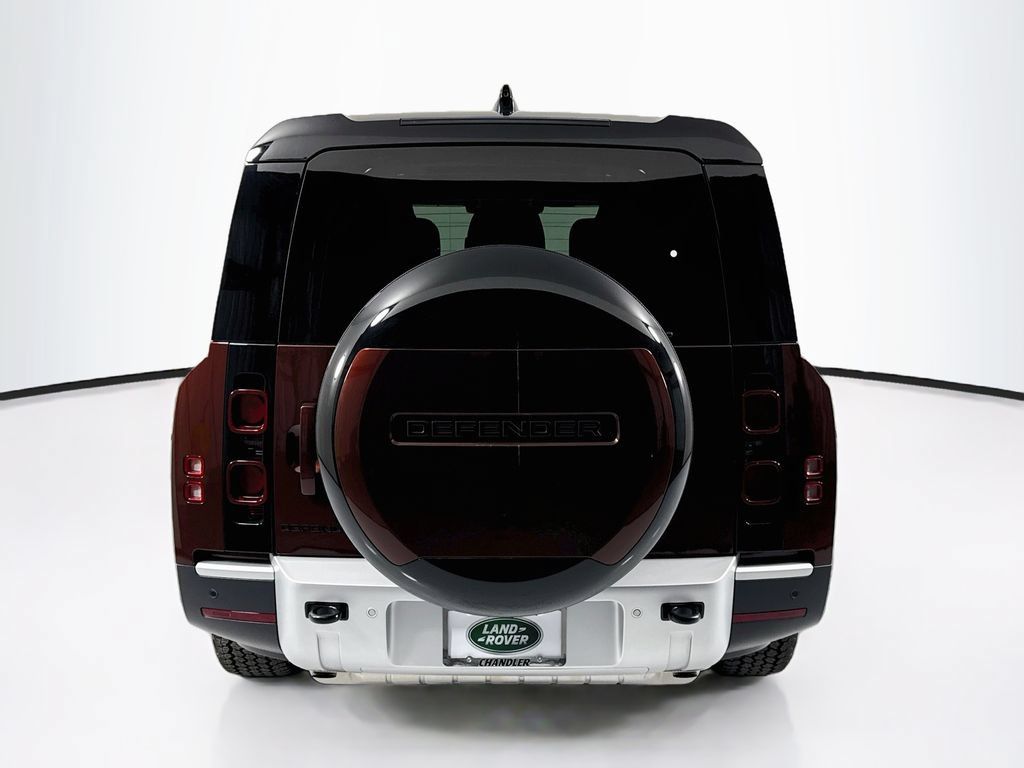 Used 2025 Land Rover Defender 130 S AWD/4WD image 6