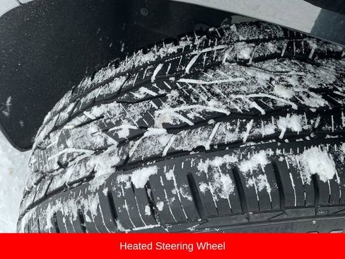 Used 2022 Buick Enclave Essence w/ Experience Buick Package image 22