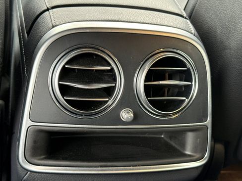 Used 2019 Mercedes-Benz S 450 Sedan image 16