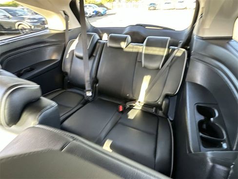Certified 2025 Honda Odyssey Touring image 32