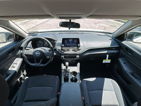 New 2025 Nissan Altima 2.5 S image 14