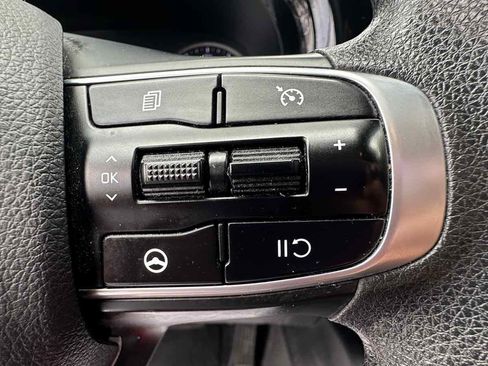 Used 2021 Kia K5 LXS FWD image 16
