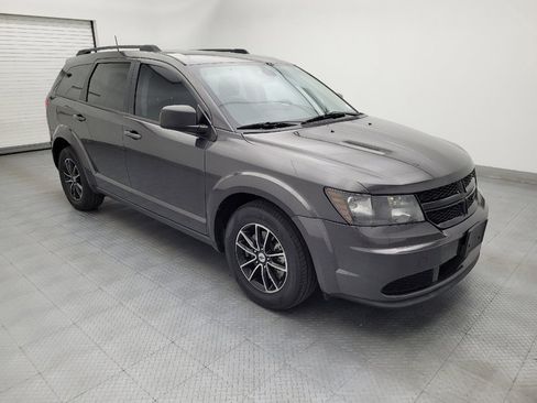 Used 2018 Dodge Journey SE w/ Popular Equipment Group FWD image 11