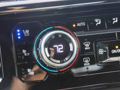 Used 2024 GMC Sierra 2500 AT4 w/ AT4 Premium Plus Package image 27