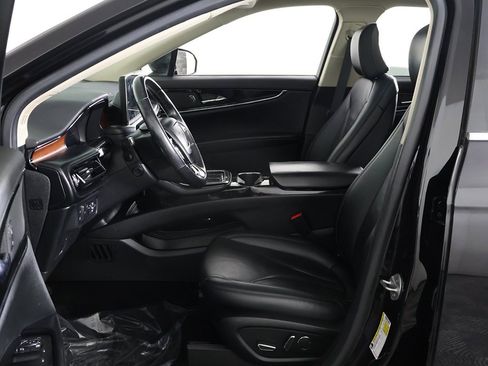 Used 2022 Lincoln Nautilus Reserve image 28