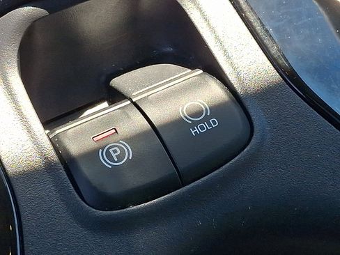 Used 2024 Toyota Corolla Cross XLE w/ Convenience Package AWD/4WD image 26