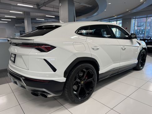 Used 2020 Lamborghini Urus image 5