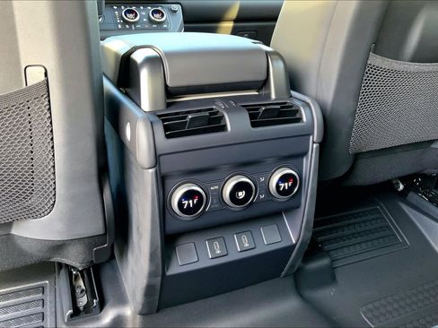 New 2026 Land Rover Defender 110 X-Dynamic SE image 20