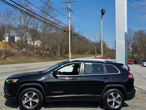 Used 2020 Jeep Cherokee Limited image 37