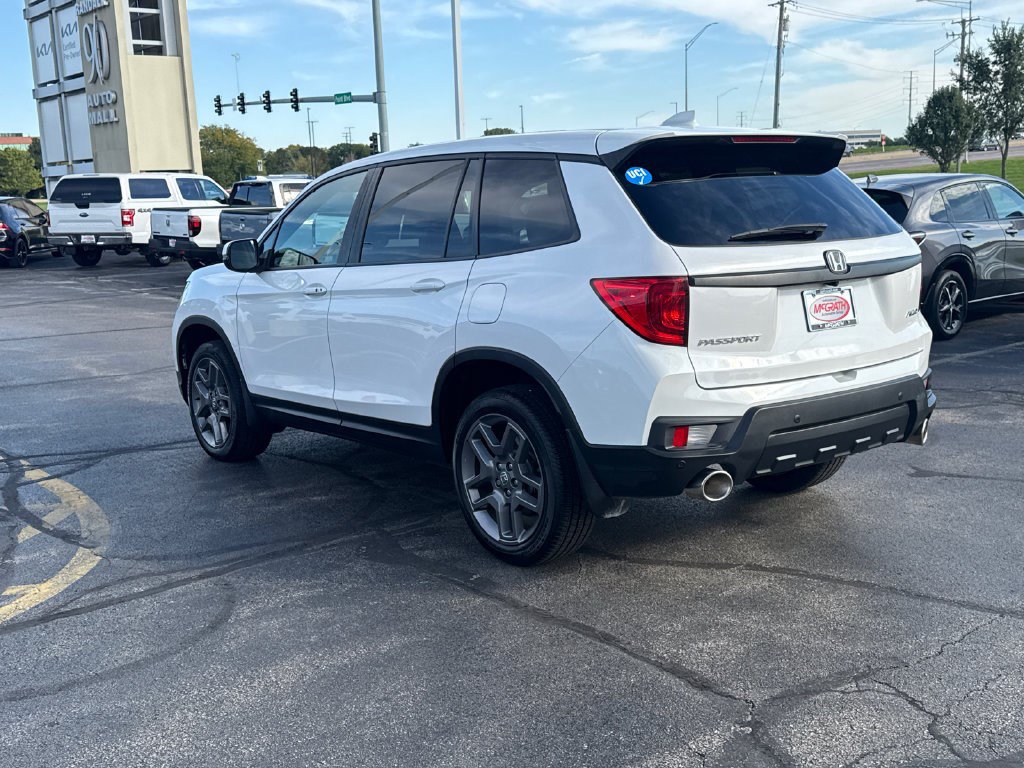 Certified 2023 Honda Passport EX-L image 9