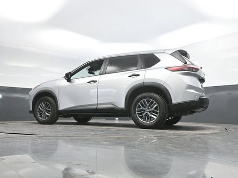 Used 2024 Nissan Rogue S FWD image 49