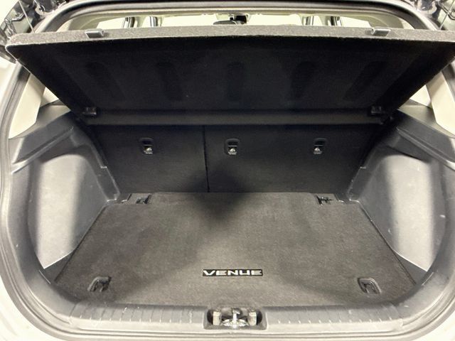 Certified 2024 Hyundai Venue Limited FWD image 27