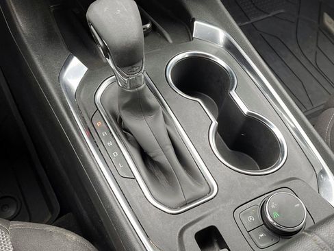 Certified 2023 Chevrolet Traverse LT image 25