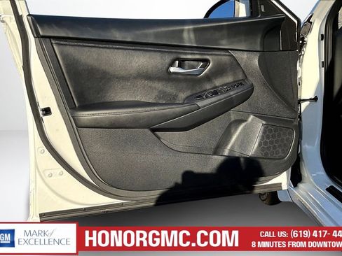 Used 2024 Nissan Sentra SV image 20