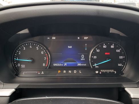 Used 2024 Ford Explorer XLT w/ Equipment Group 202A image 10