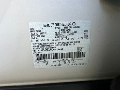 Used 2020 Lincoln Aviator Reserve w/ Equipment Group 201A image 32