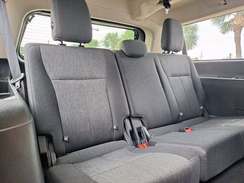 Used 2024 Ford Expedition Max XLT RWD image 32