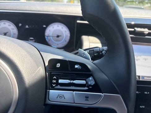 Used 2022 Hyundai Santa Cruz Limited AWD/4WD image 26